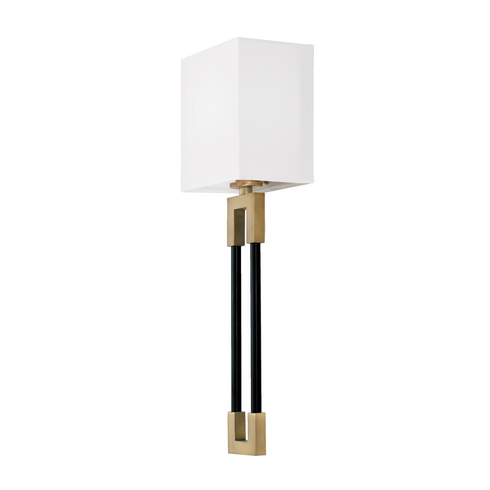 1 Light Sconce